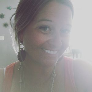 Meet your Posher, Alissa